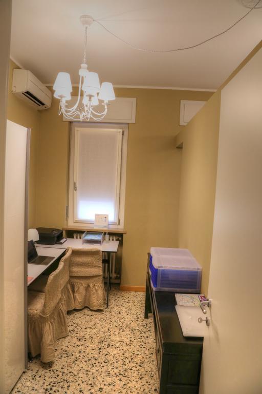 La Casetta Di Lina Rooms And Apartments 베로나 외부 사진