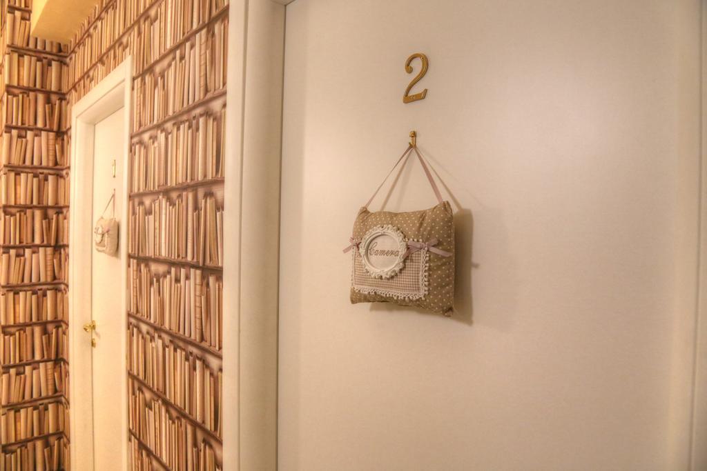 La Casetta Di Lina Rooms And Apartments 베로나 외부 사진